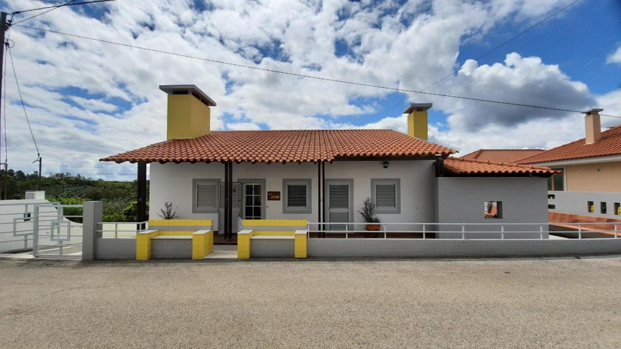 Willa Casa Jone Tomar Zewnętrze zdjęcie